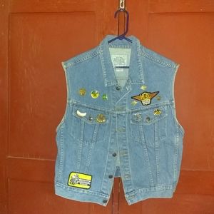Vintage Denim Biker Vest Motorcycle event patches and pins inc Ladies of Harley